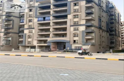 شقة - 3 غرف نوم - 3 حمامات للبيع في شارع زهراء المعادى - دجلة - حي المعادي - القاهرة