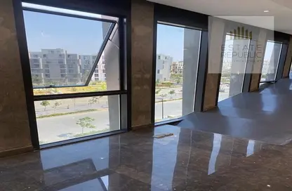 Office Space - Studio - 3 Bathrooms for rent in Eastown - 5th Settlement Compounds - The 5th Settlement - New Cairo City - Cairo