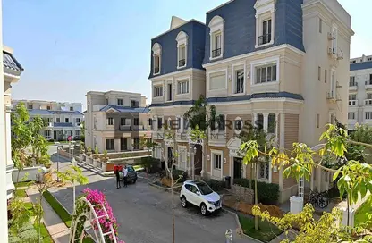 Apartment - 3 Bedrooms - 2 Bathrooms for sale in Kingsway - Boulevard Road - Green Belt - 6 October City - Giza