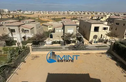 Villa - 3 Bedrooms - 3 Bathrooms for sale in Levana - Uptown Cairo - Mokattam - Cairo