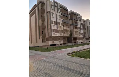 Apartment - 3 Bedrooms - 2 Bathrooms for sale in Al Andalus District - New Cairo City - Cairo