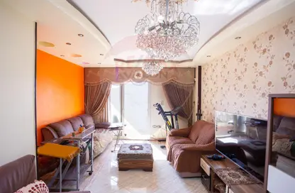 Apartment - 3 Bedrooms - 1 Bathroom for sale in Mahmoud Al Essawy St. - Sidi Beshr - Hay Awal El Montazah - Alexandria