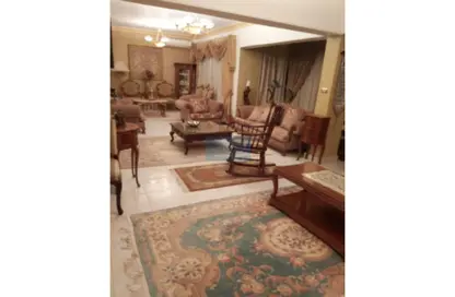 Apartment - 3 Bedrooms - 2 Bathrooms for sale in Al Nasr Road - 1st Zone - Nasr City - Cairo