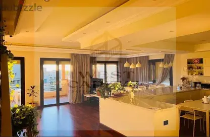 Penthouse - 3 Bedrooms - 4 Bathrooms for sale in Casa - Sheikh Zayed Compounds - Sheikh Zayed City - Giza