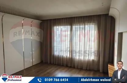 Villa - 6 Bedrooms - 5 Bathrooms for sale in Al Shohada Square St. - Smouha - Hay Sharq - Alexandria