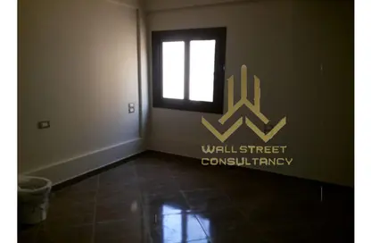 Apartment - 3 Bedrooms - 2 Bathrooms for sale in Mohamed Fawzi St. - Al Narges 7 - Al Narges - New Cairo City - Cairo