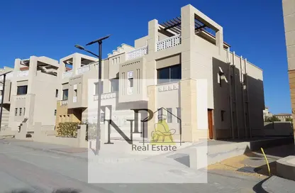 Villa - 4 Bedrooms - 5 Bathrooms for sale in Green IV - 6 October Compounds - 6 October City - Giza