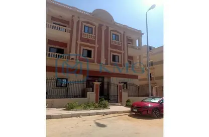 Apartment - 4 Bedrooms - 3 Bathrooms for sale in Mohamed Rahim St. - El Yasmeen 3 - El Yasmeen - New Cairo City - Cairo