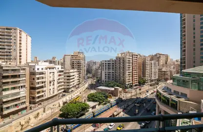 Apartment - 4 Bedrooms - 4 Bathrooms for rent in San Stefano Grand Plaza - San Stefano - Hay Sharq - Alexandria