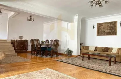 Apartment - 3 Bedrooms - 2 Bathrooms for sale in Al Nasr St. - El Laselky - New Maadi - Hay El Maadi - Cairo