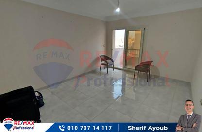 Apartment - 2 Bedrooms - 1 Bathroom for sale in Victor Ammanuel Square - Smouha - Hay Sharq - Alexandria