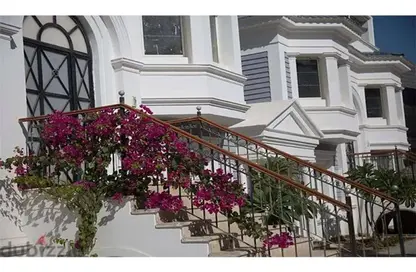 Villa - 3 Bedrooms - 3 Bathrooms for sale in Mountain View iCity October - 6 October Compounds - 6 October City - Giza