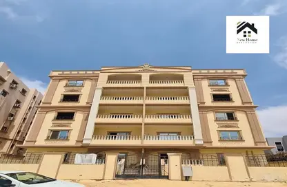 Apartment - 3 Bedrooms - 3 Bathrooms for sale in New Narges - New Cairo City - Cairo