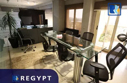 Office Space - Studio - 5 Bathrooms for rent in Cornish El Nile St. - Maadi - Hay El Maadi - Cairo