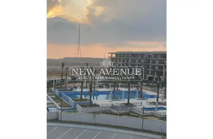 Apartment - 2 Bedrooms - 2 Bathrooms for sale in The Fourteen Golf Residences - Uptown Cairo - Mokattam - Cairo