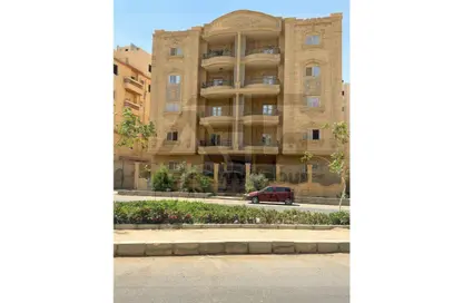 Apartment - 4 Bedrooms - 2 Bathrooms for sale in South Lotus - El Lotus - New Cairo City - Cairo