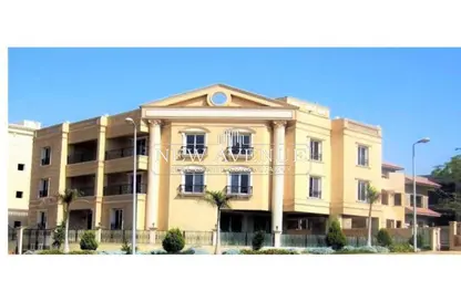 Villa for sale in Al Shouyfat - 5th Settlement Compounds - The 5th Settlement - New Cairo City - Cairo