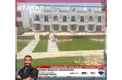 Townhouse - 3 Bedrooms - 3 Bathrooms for sale in Mountain View 4 - 6 October Compounds - 6 October City - Giza