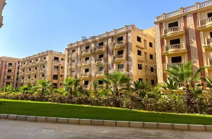 Apartment - 2 Bedrooms - 2 Bathrooms for sale in Al Ashrafiya - North Investors Area - New Cairo City - Cairo