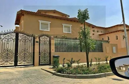 Villa - 4 Bedrooms - 3 Bathrooms for sale in Hyde Park - 5th Settlement Compounds - The 5th Settlement - New Cairo City - Cairo