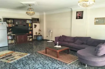 Apartment - 3 Bedrooms - 3 Bathrooms for rent in Al Hassan St. - Dokki - Giza