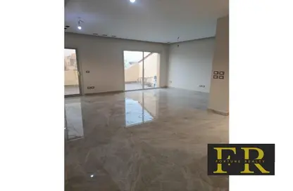 Roof - 3 Bedrooms - 3 Bathrooms for sale in Al Yasmeen Square - El Yasmeen - New Cairo City - Cairo