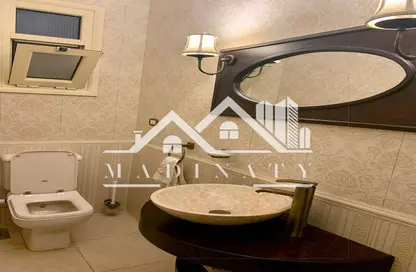 Apartment - 3 Bedrooms - 2 Bathrooms for sale in Roshdy Basha St. - Bolkly - Hay Sharq - Alexandria
