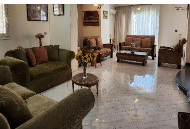 Apartment - 4 Bedrooms - 3 Bathrooms for sale in Wadi Degla St. - 3rd Sector - Zahraa El Maadi - Hay El Maadi - Cairo