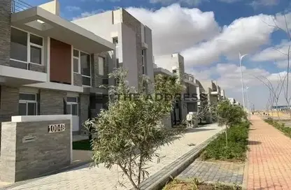 Townhouse - 4 Bedrooms - 4 Bathrooms for sale in Al Maqsad - New Capital Compounds - New Capital City - Cairo