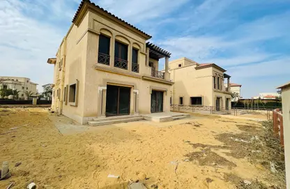 Villa - 4 Bedrooms - 5 Bathrooms for sale in Madinaty - Cairo