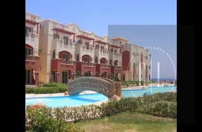 Chalet - 2 Bedrooms - 1 Bathroom for sale in Lasirena Resort - Al Ain Al Sokhna - Suez