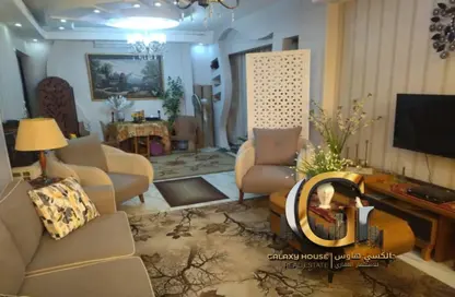 Apartment - 2 Bedrooms - 2 Bathrooms for sale in 2nd Neighborhood - 9th Area - Shorouk City - Cairo