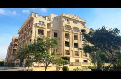 Apartment - 2 Bedrooms - 1 Bathroom for sale in Al Ashrafiya - North Investors Area - New Cairo City - Cairo