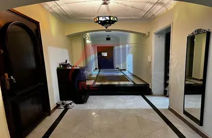 Apartment - 2 Bedrooms - 2 Bathrooms for sale in Al Maqdes Al Kabary St. - Al Hadiqah Al Dawliyah - 7th District - Nasr City - Cairo