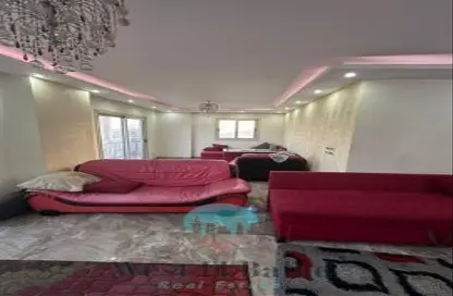 Apartment - 3 Bedrooms - 2 Bathrooms for sale in Al Geish Road - Camp Chezar - Hay Wasat - Alexandria