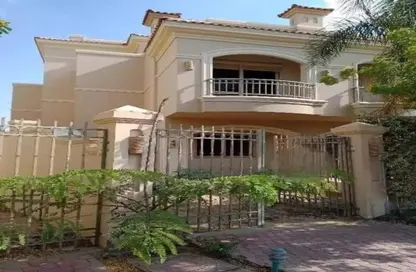 Townhouse - 5 Bedrooms - 4 Bathrooms for sale in Al Patio Prime - El Patio - El Shorouk Compounds - Shorouk City - Cairo