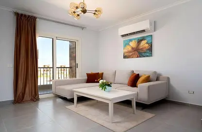 Chalet - 2 Bedrooms - 2 Bathrooms for sale in Sea View - Ras Al Hekma - North Coast