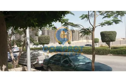 Apartment - 2 Bedrooms - 1 Bathroom for sale in 1st District - Sheikh Zayed City - Giza