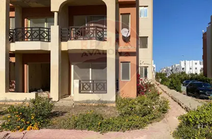 Chalet - 2 Bedrooms - 3 Bathrooms for sale in Emirates Heights - Qesm Ad Dabaah - North Coast