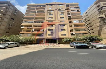 Apartment - 3 Bedrooms - 2 Bathrooms for sale in Street 4 - Al Waha City - 10th District - Nasr City - Cairo