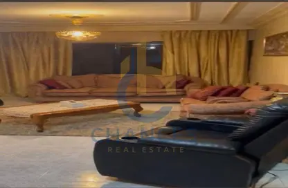 Apartment - 3 Bedrooms - 2 Bathrooms for sale in Street 77 - Maadi - Hay El Maadi - Cairo