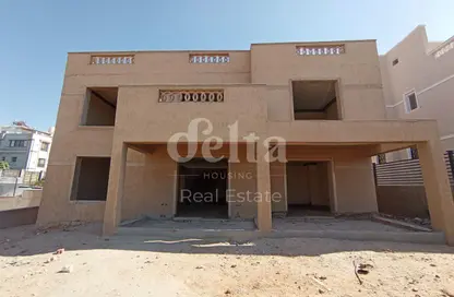 Villa - 4 Bedrooms - 4 Bathrooms for sale in First Heights - 26th of July Corridor - 6 October City - Giza