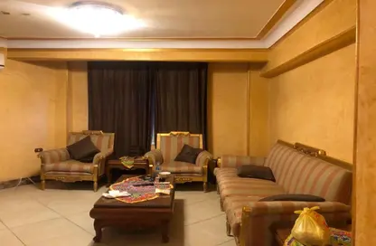 Apartment - 3 Bedrooms - 2 Bathrooms for rent in Al Zahraa St. - Boulaq El-Dakrour - Hay Boulaq El-Dakrour - Giza