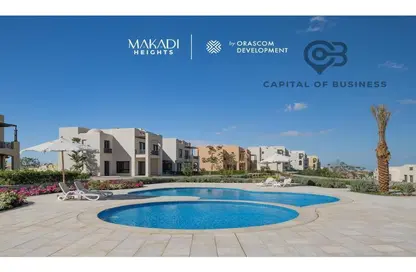 Chalet - 2 Bedrooms - 2 Bathrooms for sale in Makadi Orascom Resort - Makadi - Hurghada - Red Sea