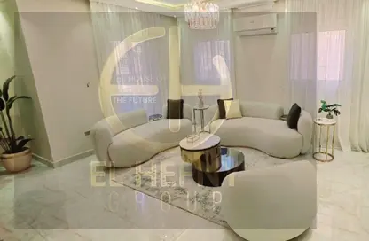 Apartment - 3 Bedrooms - 2 Bathrooms for sale in Al Narges 2 - Al Narges - New Cairo City - Cairo