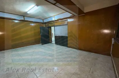 Office Space - Studio - 2 Bathrooms for rent in Smouha Square - Smouha - Hay Sharq - Alexandria