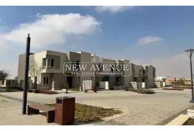 Townhouse - 3 Bedrooms - 3 Bathrooms for sale in Palm Hills New Cairo - 5th Settlement Compounds - The 5th Settlement - New Cairo City - Cairo