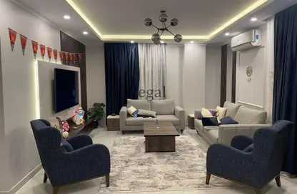 Apartment - 3 Bedrooms - 2 Bathrooms for sale in Beverly Hills Road - 17th District - Sheikh Zayed City - Giza