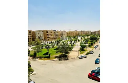 Apartment - 3 Bedrooms - 3 Bathrooms for sale in Al Shouyfat St. - District 1 - The 5th Settlement - New Cairo City - Cairo