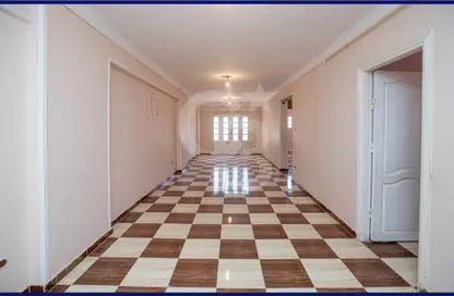 Apartment - 2 Bedrooms - 1 Bathroom for sale in New Miami St. - New Miami - Ras El Soda - Hay Awal El Montazah - Alexandria